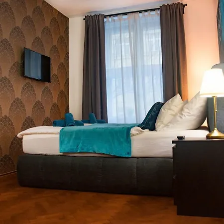 Premyslovska - 2 Bathrooms Apartment *