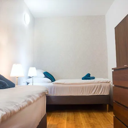 Premyslovska - 2 Bathrooms Apartment Prag